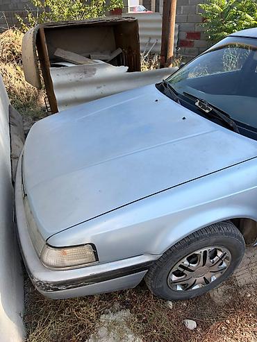 Mazda 626: 1988 г., 1.8 л, Механика, Бензин, Хэтчбэк