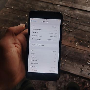 i̇phone 14 pro: IPhone 7 Plus, 256 GB, Qara, Barmaq izi, Simsiz şarj — 7