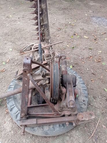 Оборудование для красоты и эстетики: Traktor üçün otbiçən (segmentli kəsici bar) aqreqatı - Üç nöqtəli