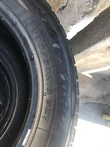 Комплект зимних шин 205/60 R16 92T - Тип: зимние - Размер: 205/60