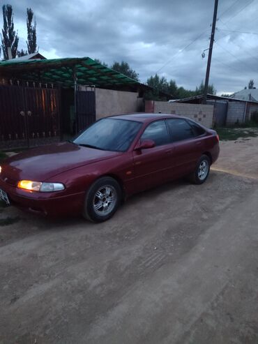 Mazda: Mazda 626: 1994 г., 2 л, Механика, Бензин, Хэтчбэк