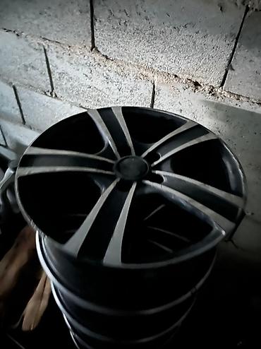 Диски: Литые Диски R 16 Mercedes-Benz, Комплект, отверстий - 5, Б/у — 2