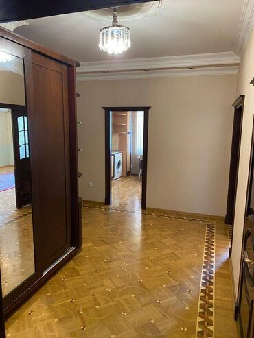 Uzunmüddətli kirayə mənzillər: Nərimanov rayonu,Təbriz kuçəsində,17 mərtəbənin,7-ci mərtəbəsində,2 — 5