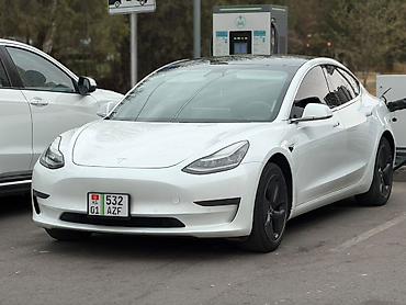 машинна: Tesla Model 3: 2019 г., Электромобиль, Седан — 4