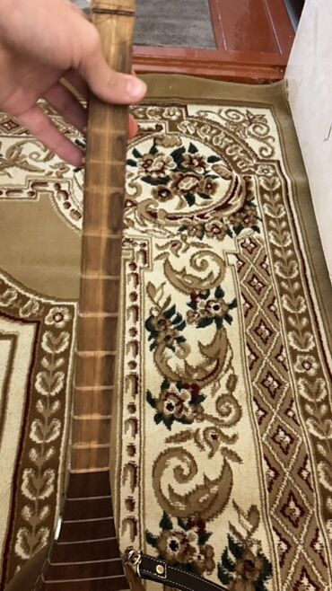 Saz: 🔹 Ana sazdır – səsi çox aydın və təmiz çıxır. 🔹 5 ildir məndədir, son — 4