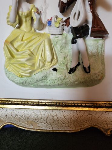 Anticelulit masažeri: Barokna figura u drvenom ramu iz 70ih. Figura gipsana je bez — 5