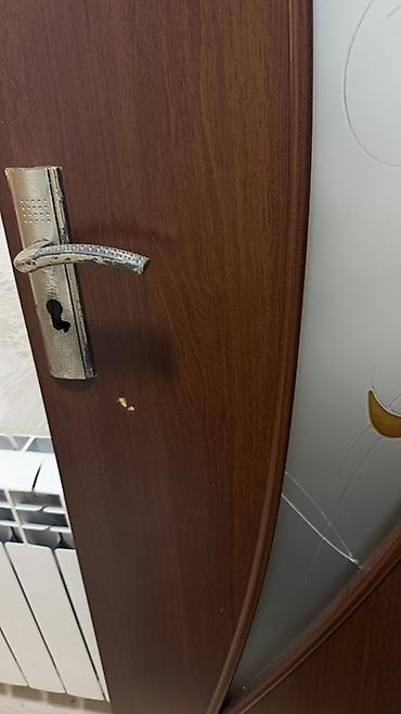 Qapılar və aksessuarlar: 3qapı(xırda deffektləri var) MDF interyer qapısı – şüşəli dizayn - — 2