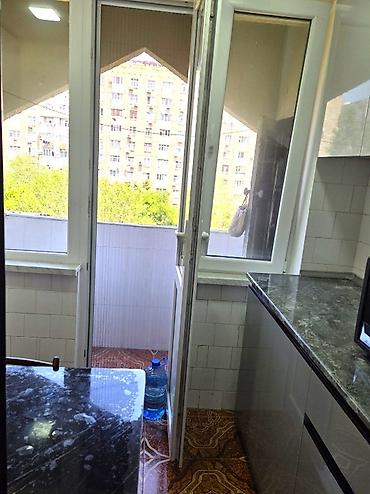 qurgusun satisi: Bakı, 3 otaqlı, Köhnə tikili, 55 kv. m — 9