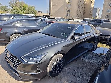 Продажа авто: Hyundai Sonata: 2022 г., 2 л, Вариатор, Гибрид, Седан — 2