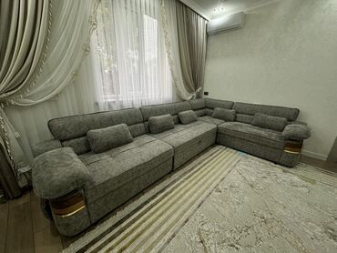 Бурчу бар дивандар: Бурчу бар диван, Жастыктар менен, Эки орундук