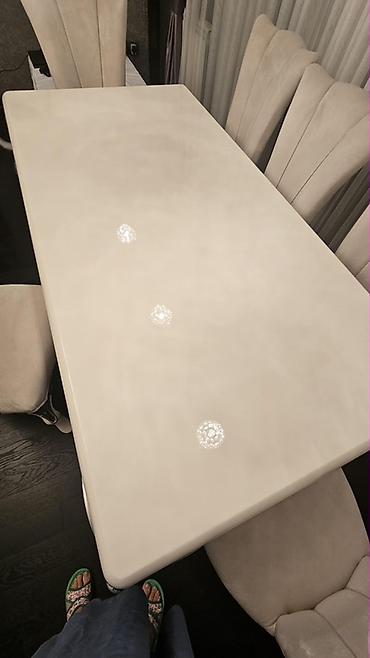 Qonaq otağı üçün, İşlənmiş, Açılmayan, Oval masa, 8 stul lalafo.az -da Qonaq otağı üçün, İşlənmiş, Açılmayan, Oval masa, 8 stul