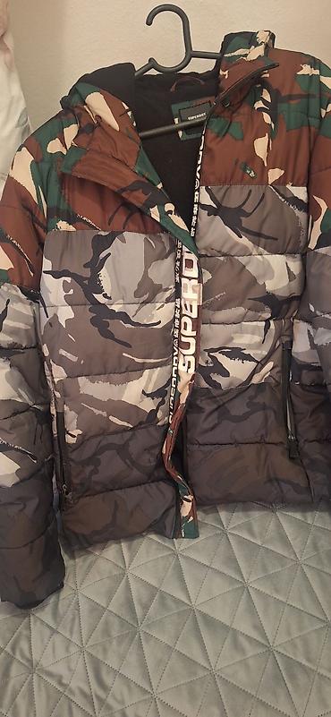 waikiki dukserice muske: Muška zimska jakna Superdry – kamuflažni print - Debelo, prošiveno — 4