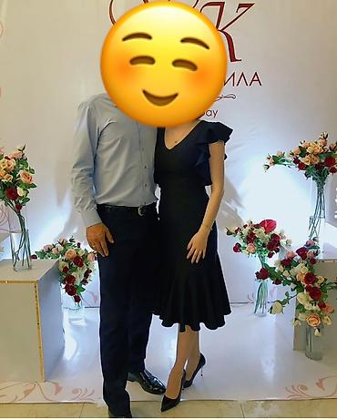 Элегантное черное платье миди - Цвет: глубокий черный - Силуэт at lalafo.kg Элегантное черное платье миди - Цвет: глубокий черный - Силуэт