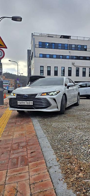 Toyota: Toyota Avalon: 2020 г., 2.5 л, Автомат, Гибрид, Внедорожник — 3