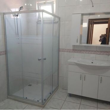 Duş kabinaları, arakəsmələr: Yeni Üstü açıq kabina, Künc üçün — 3
