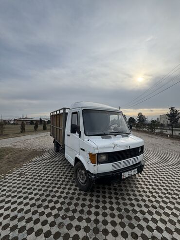 Mercedes-Benz: Mercedes-Benz : 1988 г., 3 л, Механика, Дизель