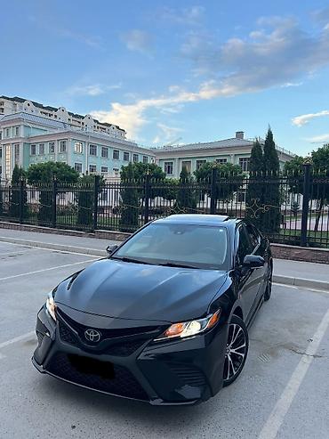 corolla 2016: Toyota Camry: 2020 г., Бензин — 1