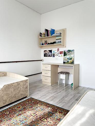 Продажа коттеджей и домов: Продаетьсядом новый с большим участком 12.6соток участок квадратный — 12