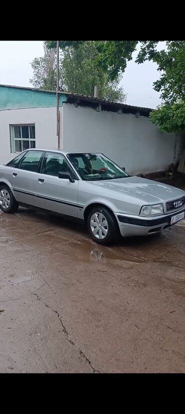 машина к7: Audi 80: 1992 г., 2 л, Механика, Бензин, Седан