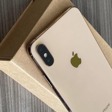 золотые сепочка: IPhone XS Max б/у золотистый свет 
Комплект зарядник и наушник