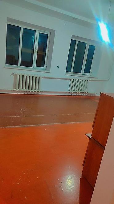 Продажа коттеджей и домов: Продаётся двухэтажный дом с внутренней лестницей и светлыми комнатами at lalafo.kg — 8 Продажа коттеджей и домов: Продаётся двухэтажный дом с внутренней лестницей и светлыми комнатами — 8