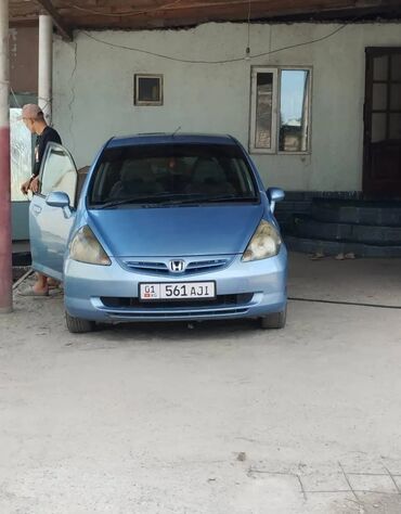 авто с последующим выкупом фит: Honda Fit: 2003 г., 1.3 л, Вариатор, Бензин, Хэтчбэк