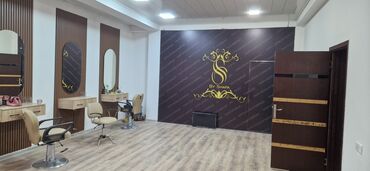 Ofislər: İcarəyə verilir----Masazırda yol kənarında 3 mərtəbəli +açıq mansarlı — 18