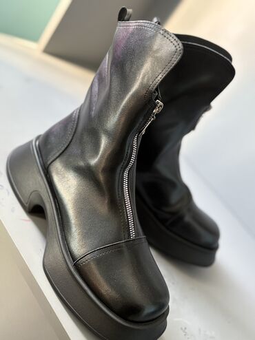 Другая женская обувь: Обувь деми заказ с китая, не подошел размер. Новые, продаю по цене — 10