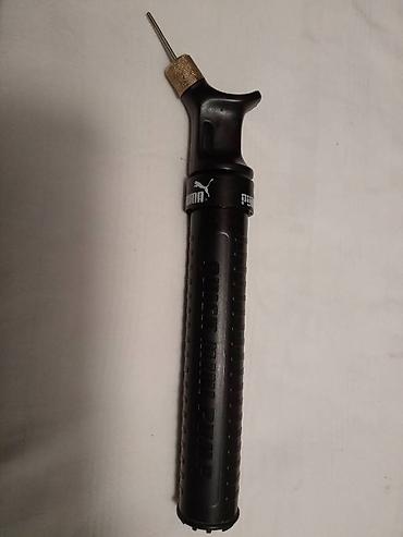 hari: Mini pumpa PUMA za lopte 20 cm, jednosmerna sa metalnom iglom — 1