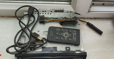dinamik pioneer: Original Pioneer 7550 əla vəziyyətdədir hər bir şeyi işləkdir pultu