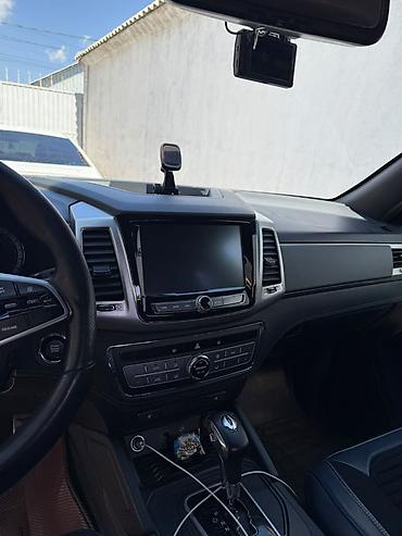 обмен квартиры: Ssangyong Rexton Khan: 2019 г., 2.2 л, Автомат, Дизель, Пикап — 6