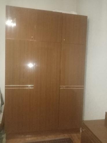антресоль: Taxta geyim dolabı - Material: laklı taxta/şpon səth, hamar parlaq — 1