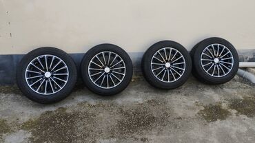 Disklər: 3 ay islenen diski teker, teze kimi. Tek diskileri ya pakriskani