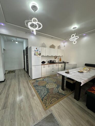 Продажа домов: Полдома, 125 м², 4 комнаты, Собственник, Косметический ремонт — 1