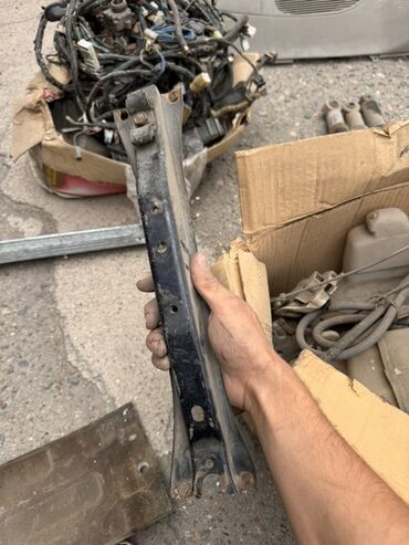 Другие автозапчасти: Запчасти для Mitsubishi space gear — 88