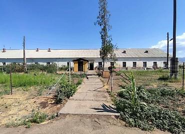 склад токмок: Завод, Жабдуусу менен, Иштеп жаткан, 1600 м² — 6