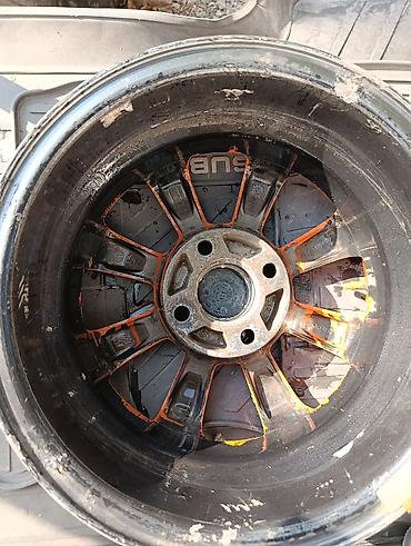subaru outback диски: Два литых диска 15" - Материал: легкосплавные (литые) - Диаметр: 15" — 3