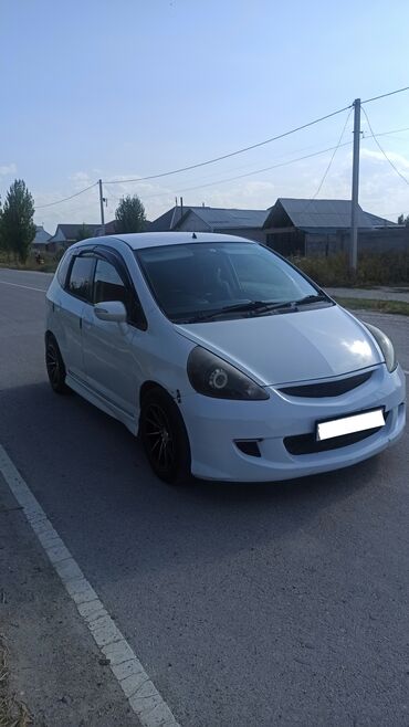 учёт российский: Honda Fit: 2004 г., 1.5 л, Робот, Бензин, Хетчбек