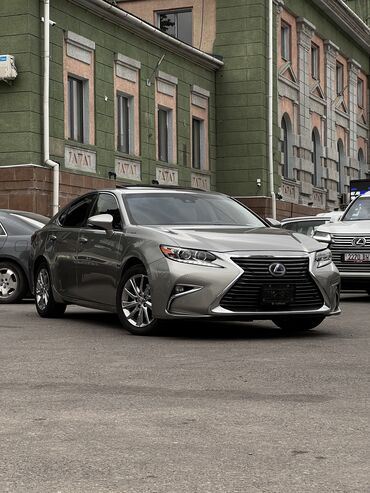 Lexus: Lexus ES: 2016 г., 2.5 л, Вариатор, Гибрид, Седан