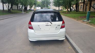 Honda: Honda Fit: 2004 г., 1.3 л, Автомат, Бензин
