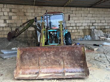 Traktorlar: Işlək vəziyyətdə - Güclü dizel mühərrik, mexaniki sürətlər qutusu - — 7