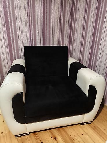 Kreslolar: Mebel: Geniş ölçülü yumşaq kreslo - Model: Qara-ağ rəng kombinasiya — 3