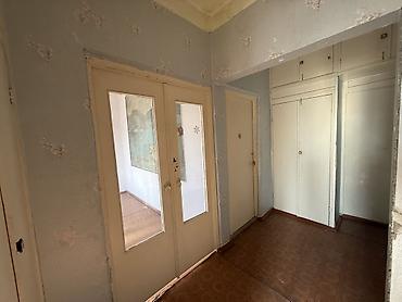 старый толчок квартиры: 3 комнаты, 2 м², 105 серия, 5 этаж, Старый ремонт — 3