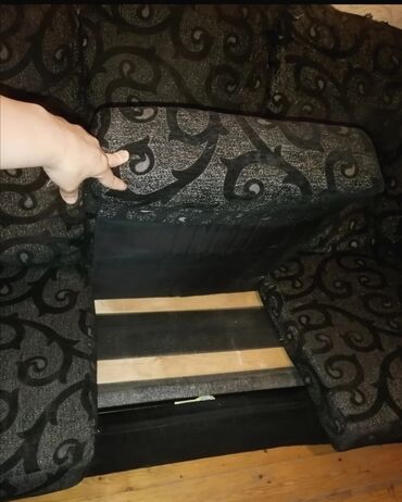 Divan və kreslo dəstləri: Klassik divan, Divan — 5