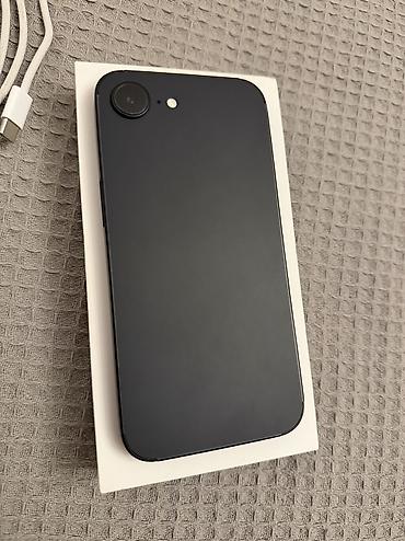 Apple iPhone: IPhone 16e, 128 GB, Qara — 3