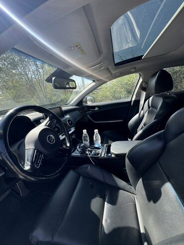 Kia: Kia : 2018 г.