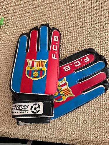 Перчатки: FC Barcelona temalı qapıçı əlcəkləri - Dizayn: Mavi-qırmızı zolaqlı — 1