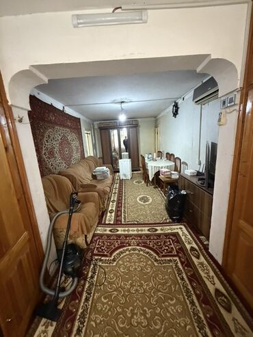 Uzunmüddətli kirayə mənzillər: 2 otaqlı mənzil – tam mebel və məişət texnikası ilə Planlaşdırma: - — 5