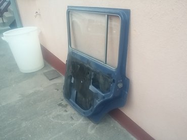 Auto delovi: Vrata zadnja desna Lada 2131 Niva. Polovno, ocuano. Skinuto sa — 8
