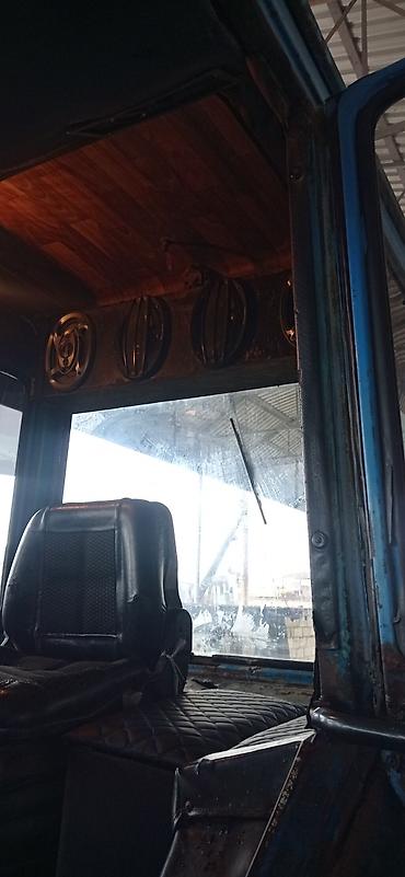 Traktorlar: Kənd təsərrüfatı üçün universal təkərli traktor - Rəng: mavi, geniş — 20